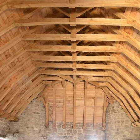 Chateau De Maisonseule