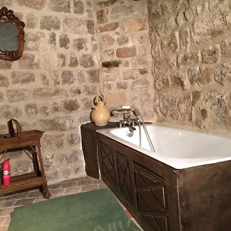 Chateau De Maisonseule Bed & Breakfast Saint-Basile