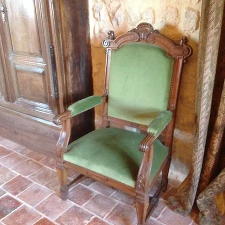 Bed & Breakfast Chateau De Maisonseule 3*